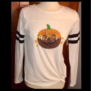 SEQUIN PUMPKIN KNOT FRONT ATHLETIC  STRIPE TOP